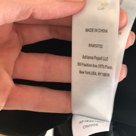 Black/ White Dress w/ Rhinestone Buttons- size 4/6 - Picture 7 of 7